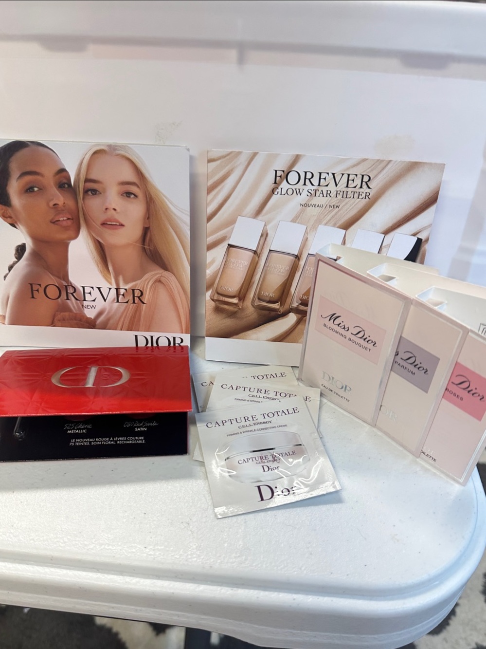 Dior sample bundle! Skincare, fragrance & makeup!